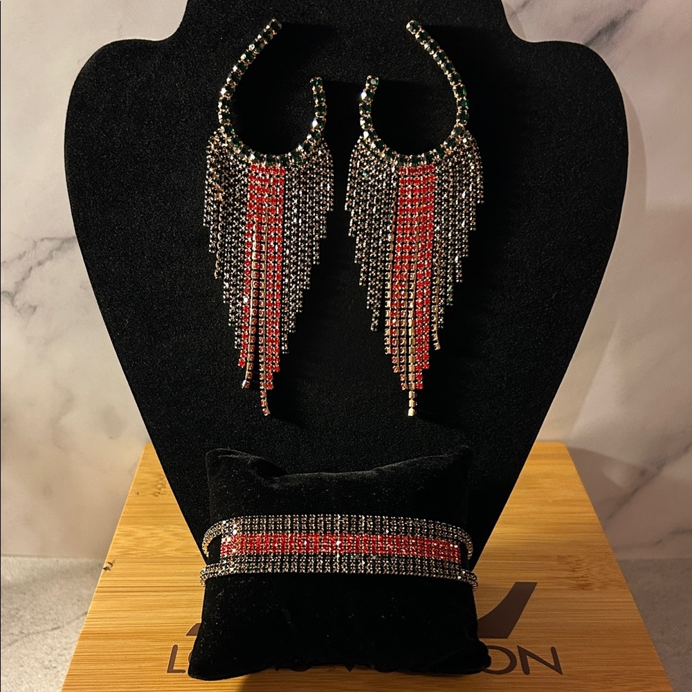 Elegant Red, Green and Silver Jewelry Set